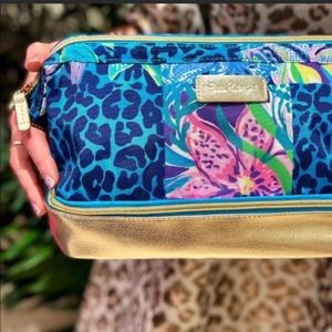 Lilly Pulitzer Large Makeup Bag NWT Lilly’s birthday patchwork